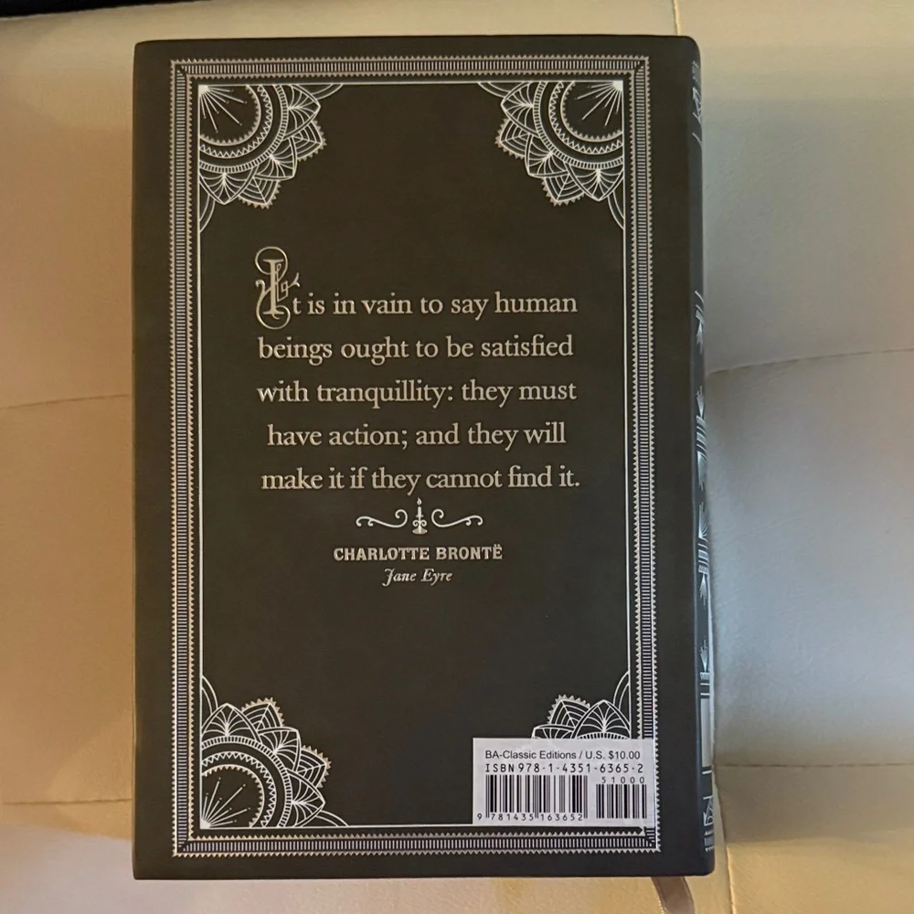 Jane Eyre Barnes & Noble Collectible Edition - Picture 3 of 4